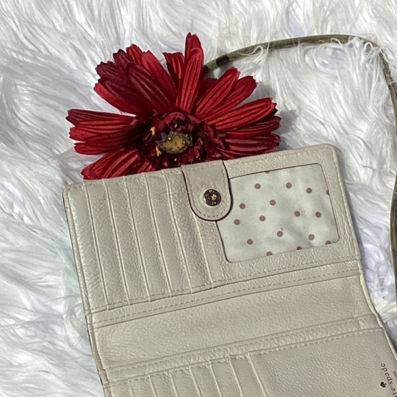 Kate Spade Aqua Blue Snap Close Bi Fold Wallet - Picture 7 of 8